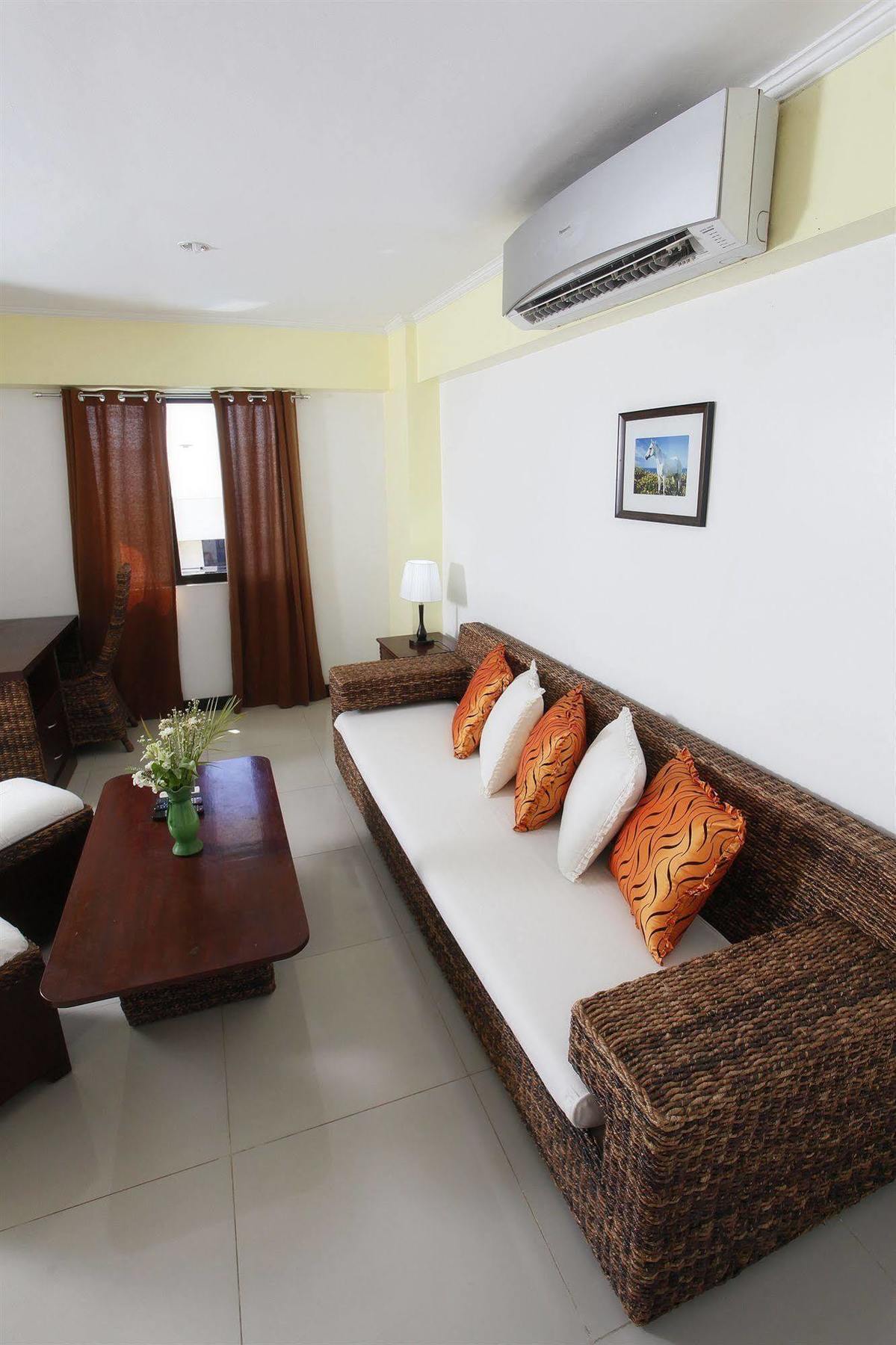Sdr Serviced Apartments Cebu Exterior photo